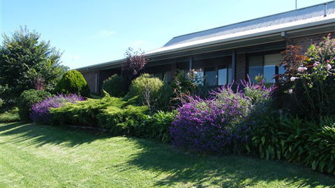 Boomers Guest House Hamilton - Goulburn Accommodation 0