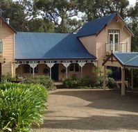 Hideaways at Red Hill - Goulburn Accommodation
