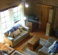 Wartook Rise Mudbrick Cabins - Goulburn Accommodation