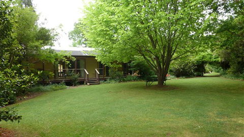 Annie's Garden Retreat - Goulburn Accommodation 0