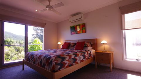 Cadence At Bright - Goulburn Accommodation 4