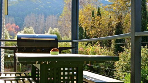 Camellia Lodge - Goulburn Accommodation 2