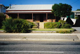 Botts Beach Retreat - Goulburn Accommodation 1