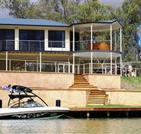 Cascades on the River - Goulburn Accommodation