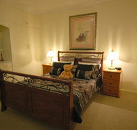 Admurraya House - Goulburn Accommodation
