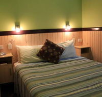 Aussie Outback Oasis Cabin  Van Village - Goulburn Accommodation
