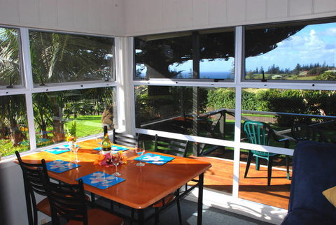 Cascade Garden Apartments - Goulburn Accommodation 4