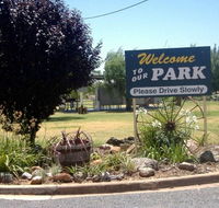Country Club Caravan Park - Goulburn Accommodation