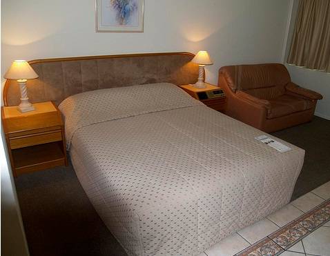 Country Comfort Bundaberg International - Goulburn Accommodation 0