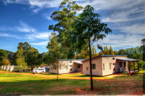 Fontys Pool Caravan Park And Chalets - Goulburn Accommodation 0
