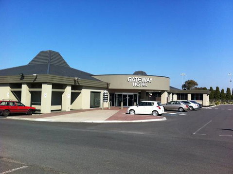 Gateway Hotel - Goulburn Accommodation 0