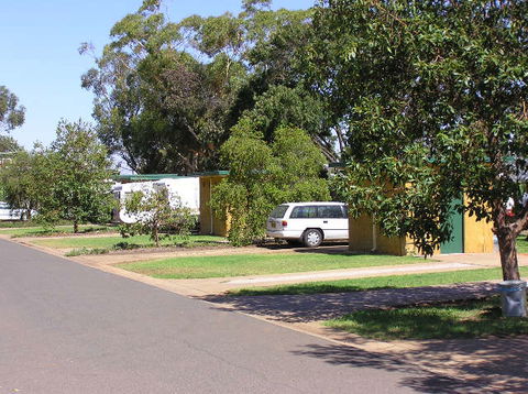 Griffith Tourist Caravan Park - Goulburn Accommodation 0