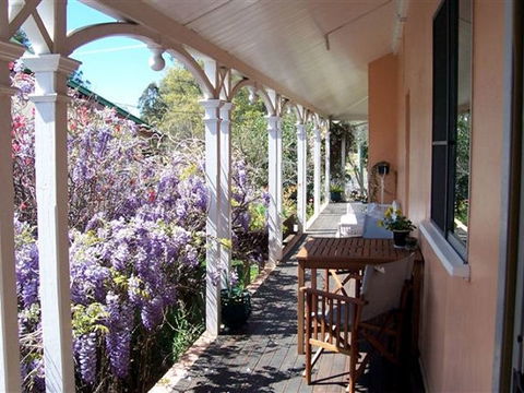 Guy House B&B - Goulburn Accommodation 1