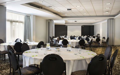 Holiday Inn Melbourne Airport - Goulburn Accommodation 4