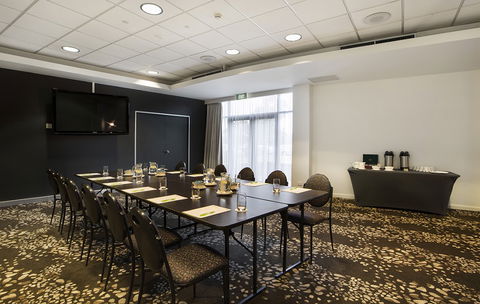 Holiday Inn Melbourne Airport - Goulburn Accommodation 3