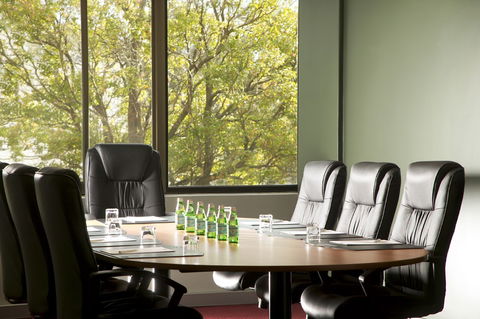 Holiday Inn Melbourne Airport - Goulburn Accommodation 1