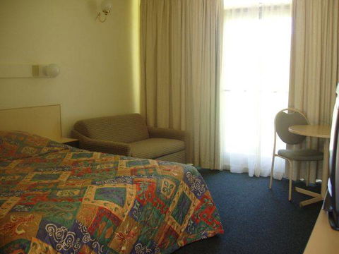 Kempsey Motor Inn - Goulburn Accommodation 3