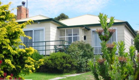Lady Barron Holiday Home - Goulburn Accommodation 0
