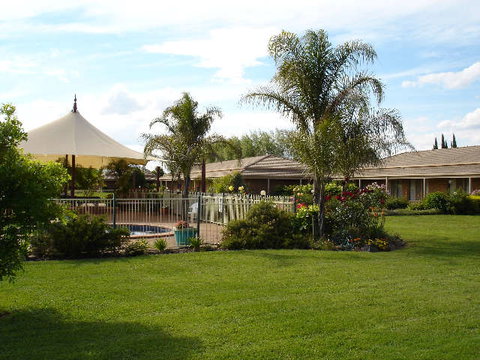 Paradise Lakes Motel - Goulburn Accommodation 1