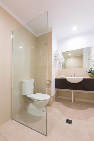 Premier Hotel & Apartments - Goulburn Accommodation 2