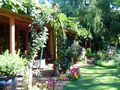 Rainforest Retreat Murray Bridge - Goulburn Accommodation 4