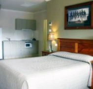 Saltbush Motor Inn - Goulburn Accommodation