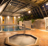 Surfers Royale LTD - Goulburn Accommodation