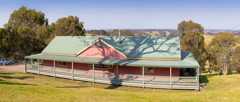 The Bryn At Tilba - Goulburn Accommodation 0