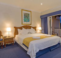 Tinaroo Lake Resort - Holiday Apartments - Goulburn Accommodation