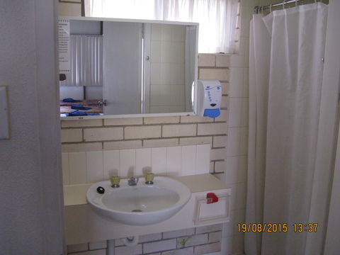 Tropical Gateway Motor Inn - Goulburn Accommodation 1