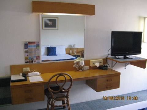 Tropical Gateway Motor Inn - Goulburn Accommodation 7