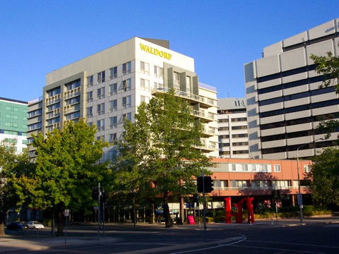 Waldorf Apartment Hotel Canberra - Goulburn Accommodation 1