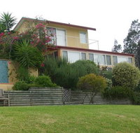 Whitby on Wallis Lakefront Holiday Cottage - Goulburn Accommodation