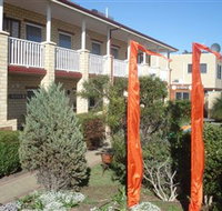 Baywatch Manor Augusta YHA - Goulburn Accommodation