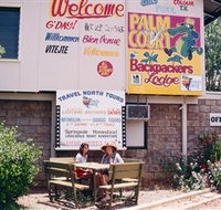 Palm Court Kookaburra Backpackers - Goulburn Accommodation