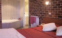 Cedar Lodge Motel - Armidale - Goulburn Accommodation 1