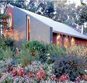 Clarendon Chalets - Goulburn Accommodation