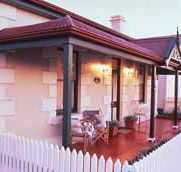 Eliza Cottage - Goulburn Accommodation