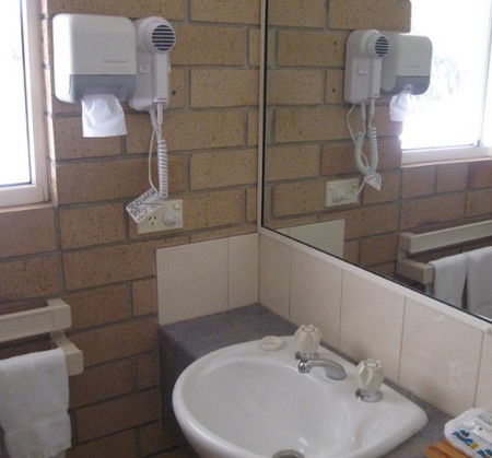 Mundubbera Motel - Goulburn Accommodation 3