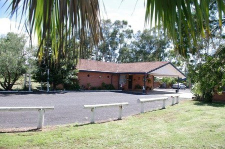 Castlereagh Motor Inn - Goulburn Accommodation 1