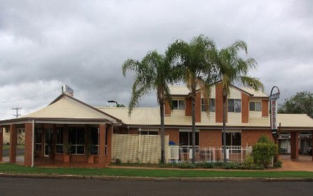 Charleville Motel - Goulburn Accommodation 3