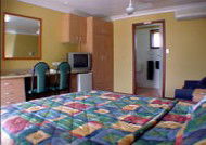 Palm Valley Motel And Home Village - Goulburn Accommodation 3
