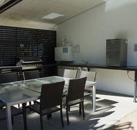 The Bay Apartments - Goulburn Accommodation