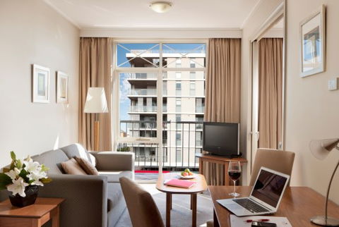 Crowne Plaza Newcastle - Goulburn Accommodation 2