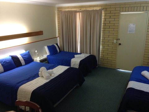 Country Rose Motel - Goulburn Accommodation 2