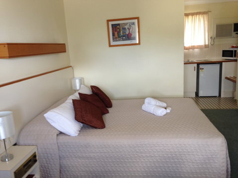 Country Rose Motel - Goulburn Accommodation 7