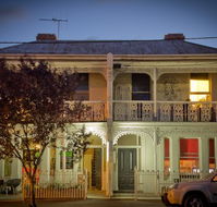 Back of Chapel Backpackers Hostel - Goulburn Accommodation