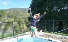 Clark Bay Cottages - Goulburn Accommodation 1