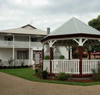 California Manor Bed and Breakfast - - Goulburn Accommodation