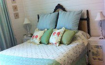 Hillgrove Cottage B&B - Goulburn Accommodation 1